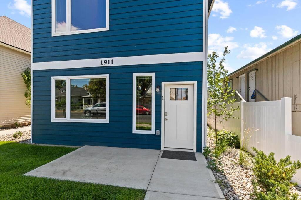 Brand New 3bd 2 5bth Triplex Unit Near Downtown Spokane